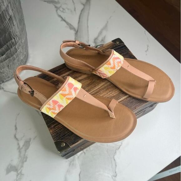 Toms Bree Strappy Sandals in Warm Beige Leather/Chevron Embroidered - Picture 1 of 14